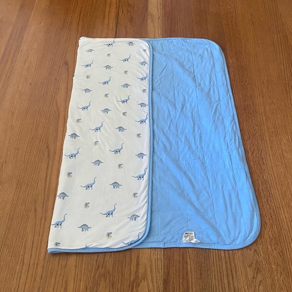 Kyte Baby Jurassic Blanket - Picture 2 of 9